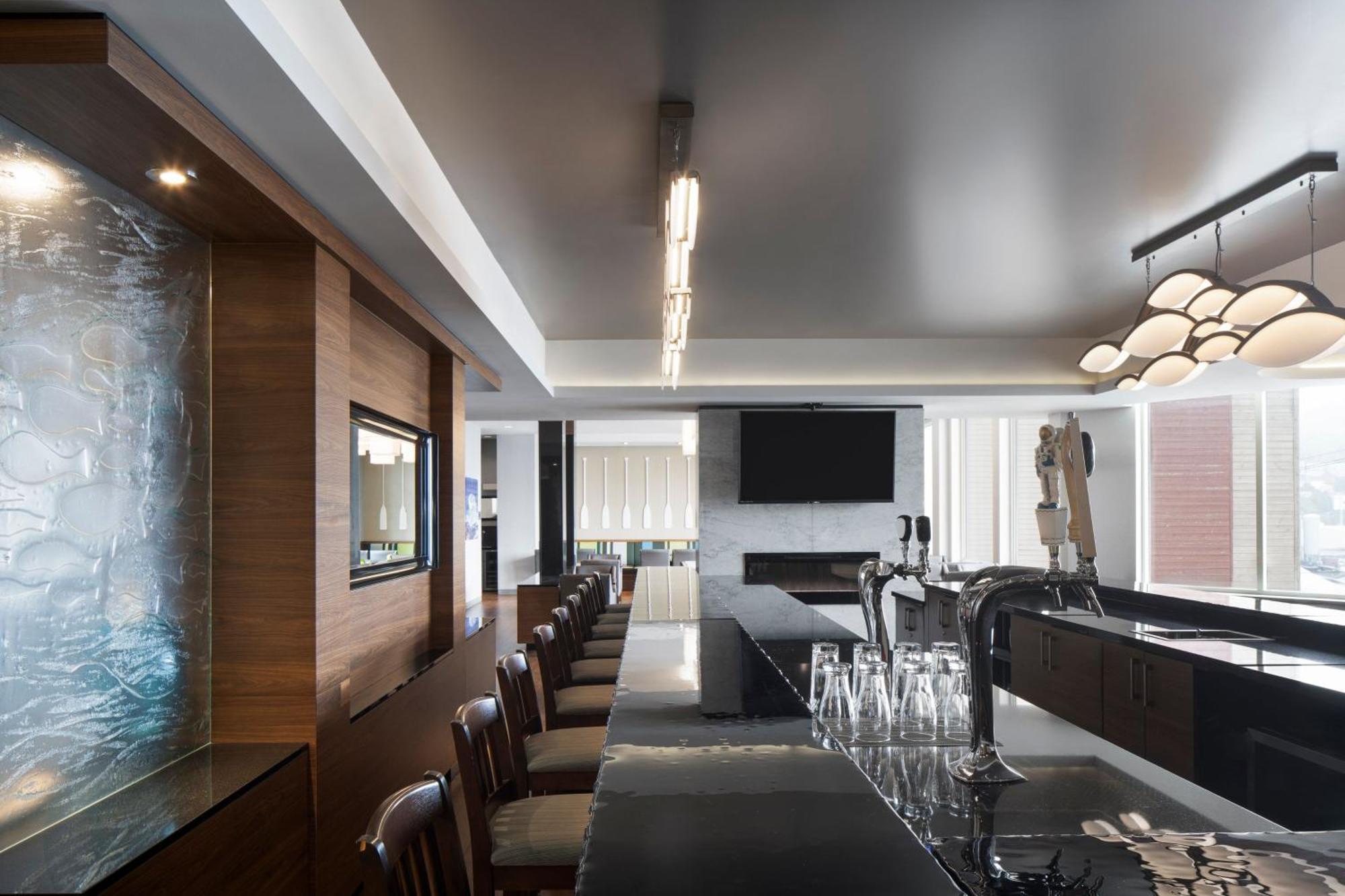 Courtyard By Marriott St. John'S Newfoundland Hotel Bagian luar foto