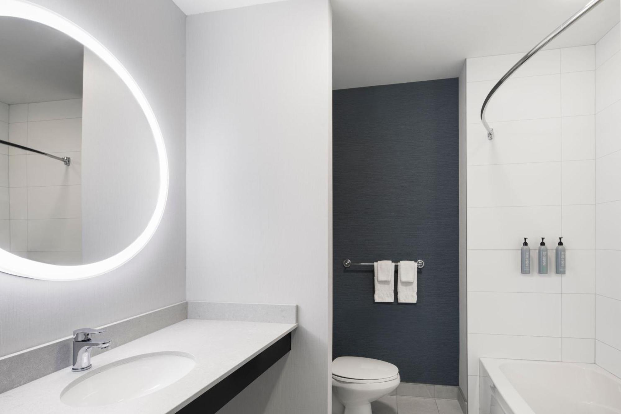 Courtyard By Marriott St. John'S Newfoundland Hotel Bagian luar foto