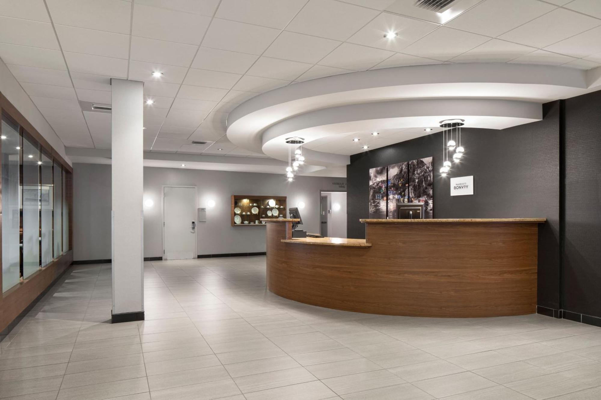 Courtyard By Marriott St. John'S Newfoundland Hotel Bagian luar foto
